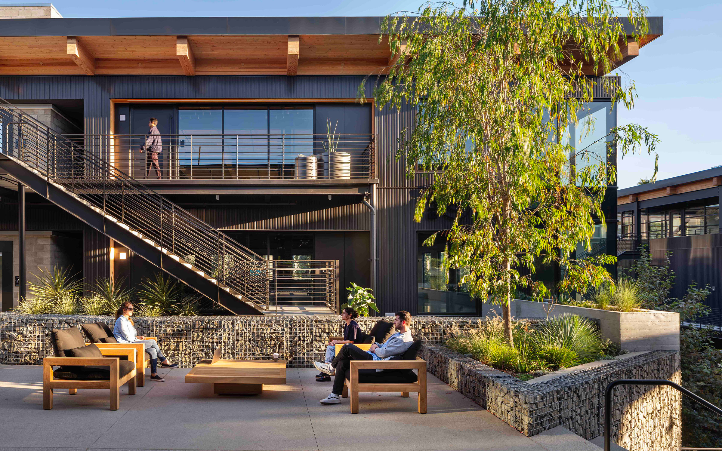 Bradmore - 42xxmdr (4) - Resized